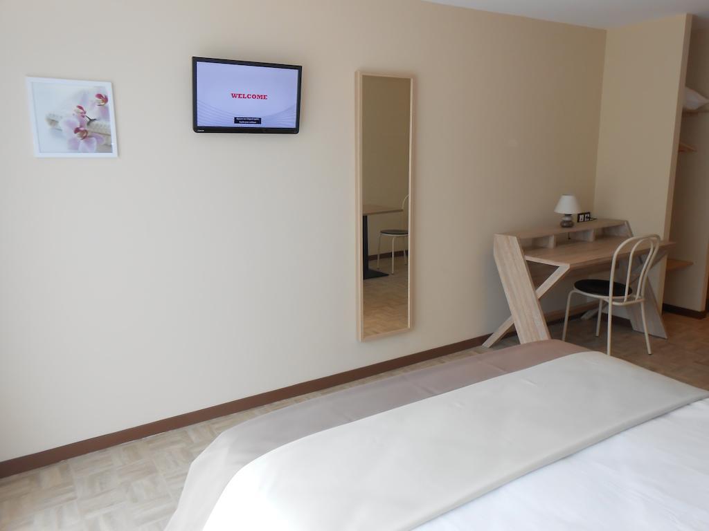 La Pause Hotel Evreux Phòng bức ảnh