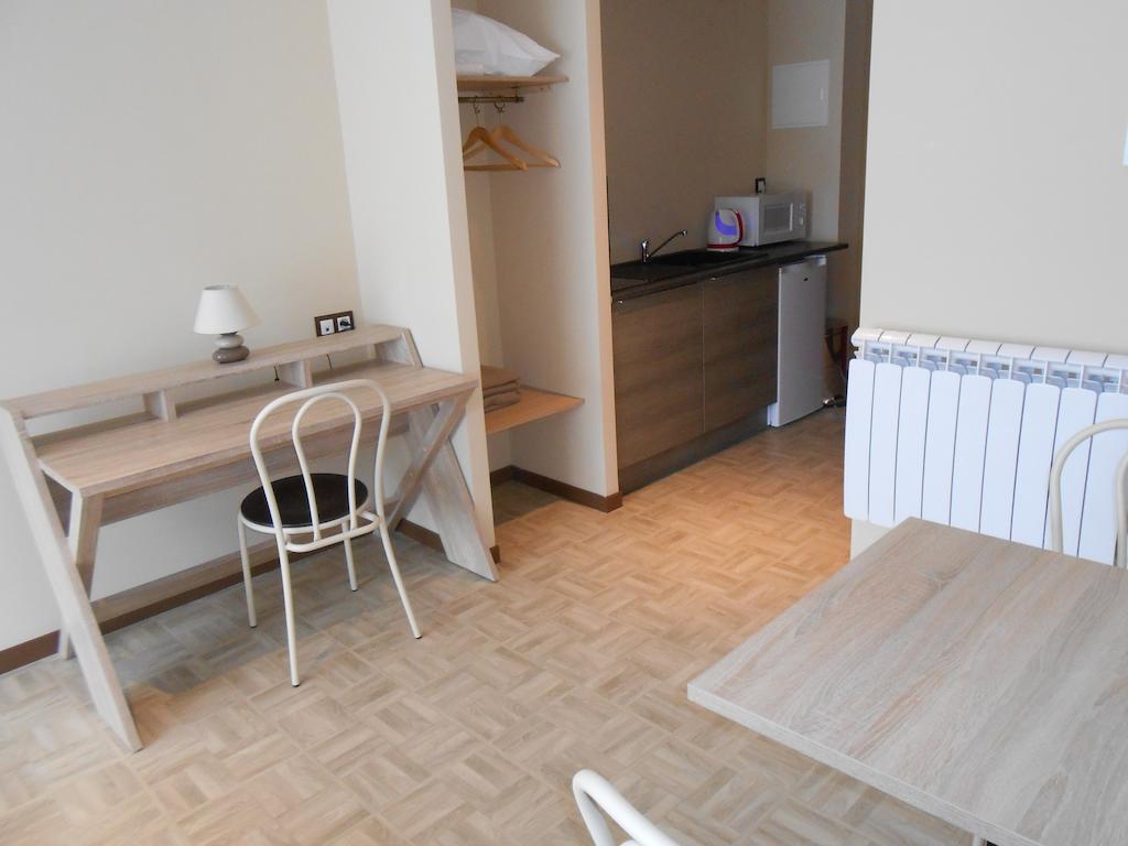 La Pause Hotel Evreux Phòng bức ảnh